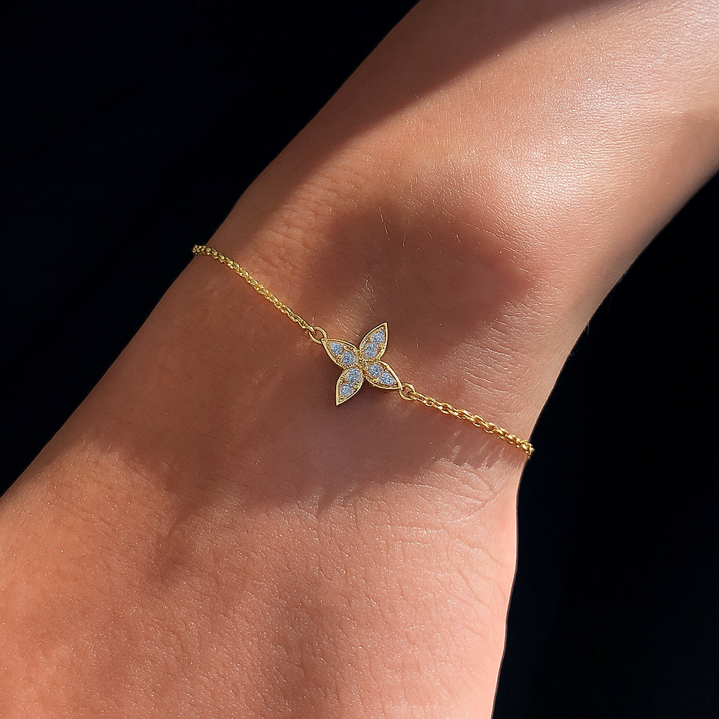 Judy - Gold and Diamond Star Petal Bracelet